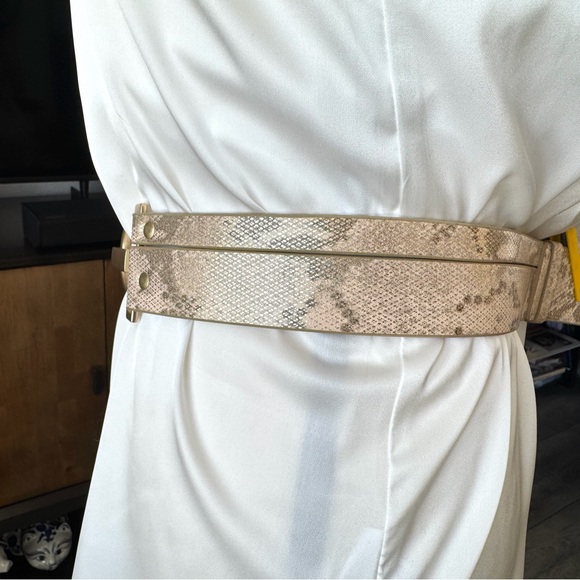 Chico's Metallic Snake Pattern Belt - Picture 4 of 8